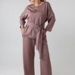 komplet-damski-elegancki-plus-size-z-regulacja-w-talii-bezowy (8)