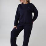 Bawełniany komplet dresowy damski plus size z logiem – modne dresy XXL w dużych rozmiarach dla puszystych kobiet 44-52