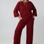 komplet-dzianinowy-plus-size-prazkowany-bordowy (4)