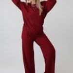 komplet-dzianinowy-plus-size-prazkowany-bordowy (6)