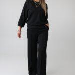 Prążkowany komplet dzianinowy damski plus size – wygodny zestaw XXL w dużych rozmiarach dla puszystych kobiet 40-50