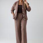 komplet-elegancki-damski-dresowy-plus-size-prazkowany-bezowy (7)
