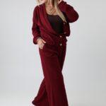 komplet-elegancki-damski-dresowy-plus-size-prazkowany-bordowy (6)