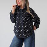 Elegancka koszula damska w groszki plus size z kieszonką i długim rękawem – koszula XXL dla puszystych 42-50