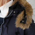 kurtka-damska-zimowa-plus-size-ocieplana-parka-z-kapturem-granatowa (4)