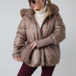kurtka-zimowa-damska-ocieplana-plus-size-krotka-ze-sciagaczami-na-rekawach-bezowa (5)