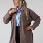 Elegancka sztruksowa narzutka damska plus size o prążkowanej strukturze z rozcięciami po bokach – krótki kardigan XXL dla puszystych 44-52