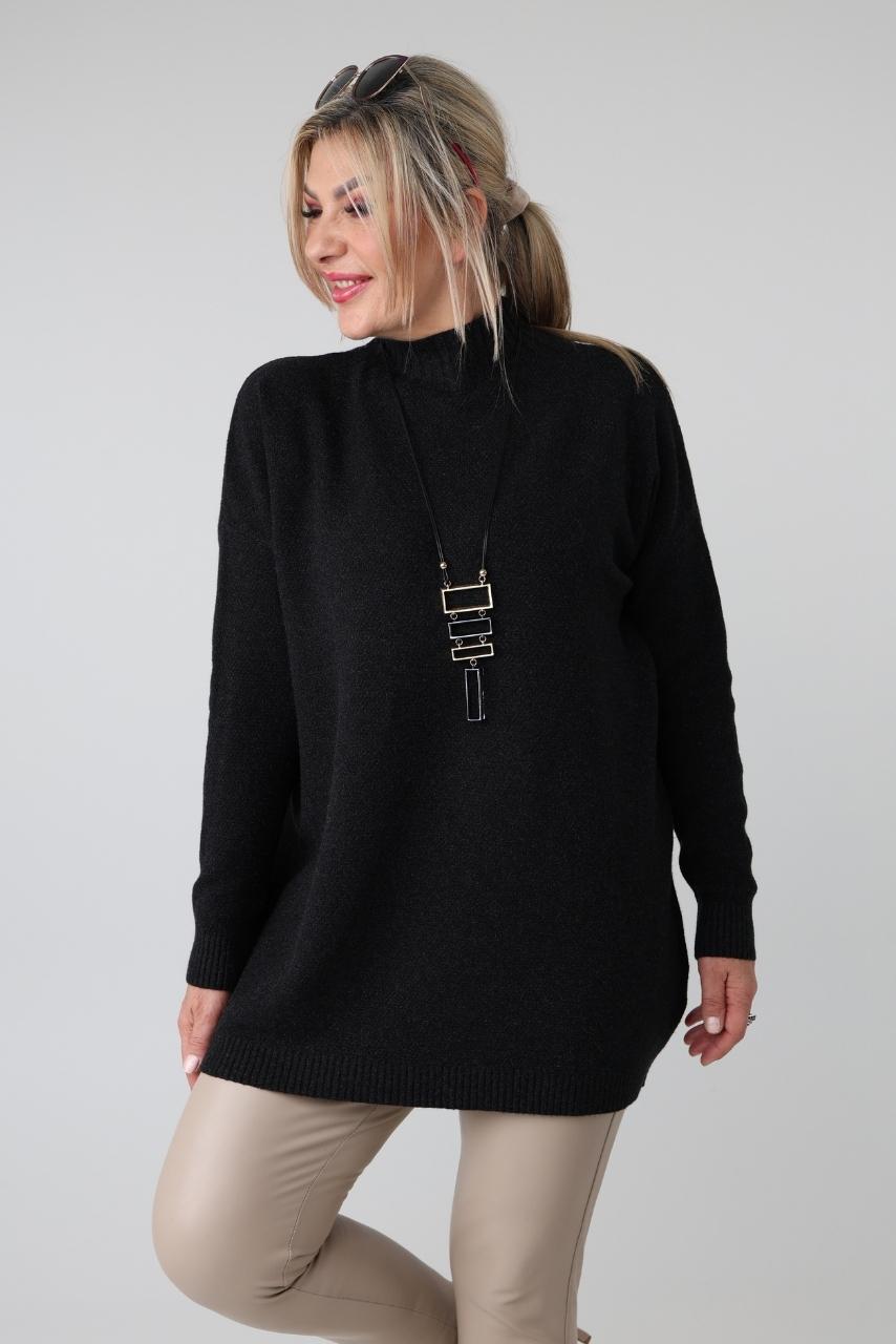 Elegancki sweter półgolf damski plus size o luźnym kroju – sweter damski XXL dla puszystych kobiet