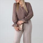 wizytowa-bluzka-damska-plus-size-dlugi-rekaw-z-gumka-brazowa (5)
