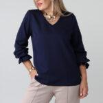 Wizytowa bluzka damska plus size z dekoltem w serek i długim rękawem z gumką – elegancka bluzka XXL dla puszystych kobiet