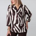 Wizytowa bluzka damska plus size z ozdobnym dekoltem w serek – elegancka bluzka XXL dla puszystych kobiet