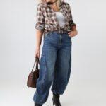 Koszula w kratę damska plus size z cyrkoniami brązowo-beżowa (6)