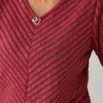 bluzka-damska-plus-size-sweterkowa-z-dekoltem-w-serek-bordowa (3)