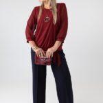 elegancka-bluzka-damska-plus-size-z-polyskiem-i-wiazaniem-bordo (6)