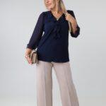 elegancka-bluzka-damska-plus-size-z-zabotem-plisowana-granatowa (4)