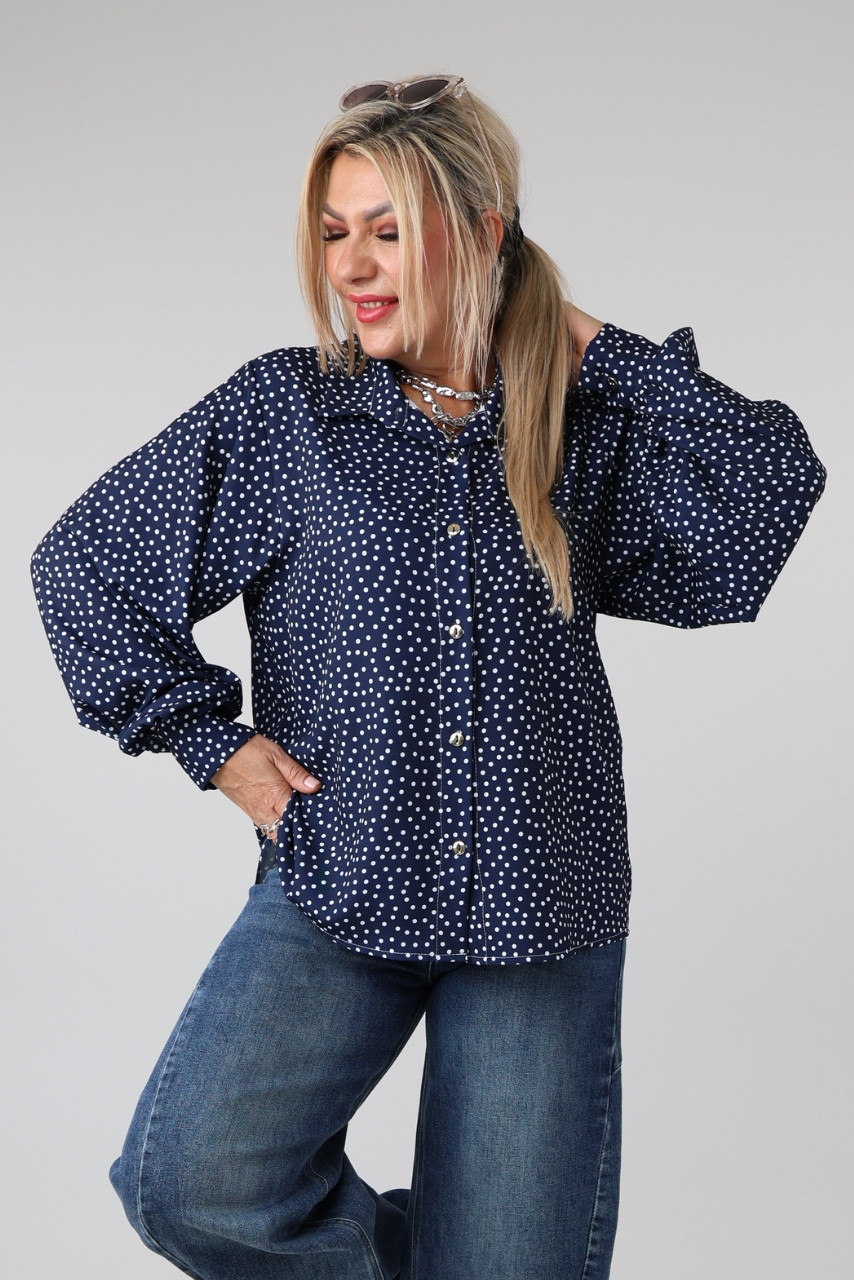 Elegancka koszula damska plus size z długim rękawem, kołnierzykiem, guzikami i dłuższym tyłem – luźna koszula XXL dla puszystych 44-52