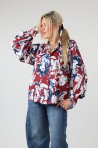 Elegancka koszula damska plus size z długim rękawem, kołnierzykiem, guzikami i dłuższym tyłem – luźna koszula XXL dla puszystych 44-52