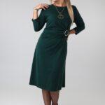 Elegancka sukienka damska plus size z marszczeniem w talii, ozdobną klamrą i rękawem 3/4 – sukienka wizytowa XXL dla puszystych kobiet 44-52
