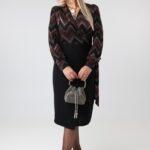 elegancka-sukienka-plus-size-z-blyszczaca-gora-czarno-bordowa (6)