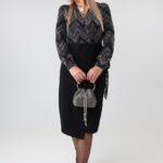 elegancka-sukienka-plus-size-z-blyszczaca-gora-czarno-srebrna (6)