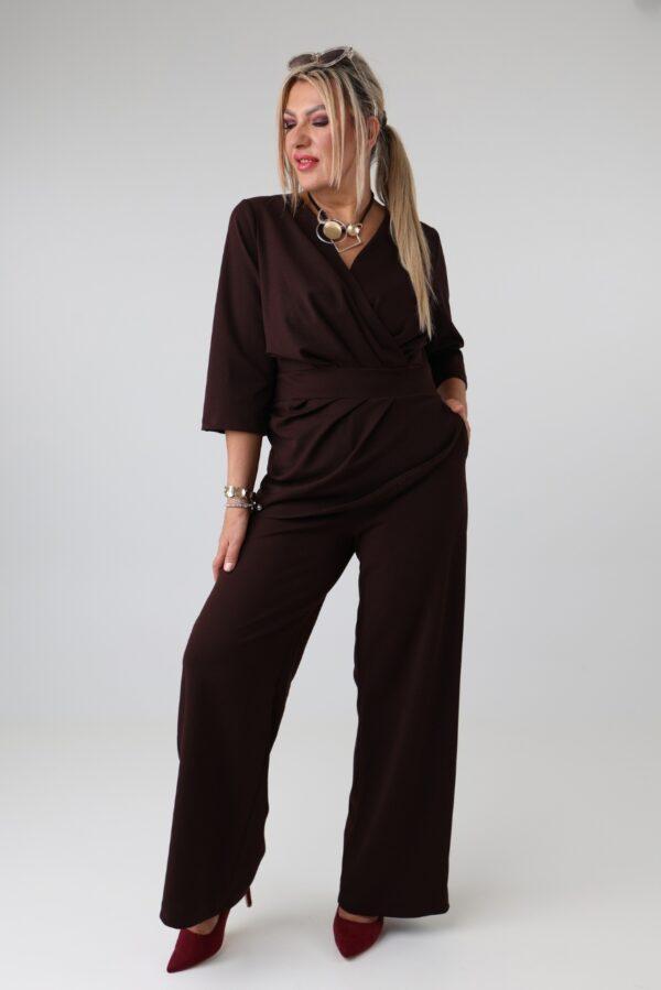 Elegancki komplet damski plus size z baskinką, kopertową bluzką i szerokimi spodniami – komplet wizytowy XXL dla puszystych 44-54